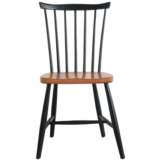 Spijlenstoel Met Zwarte Poten 1