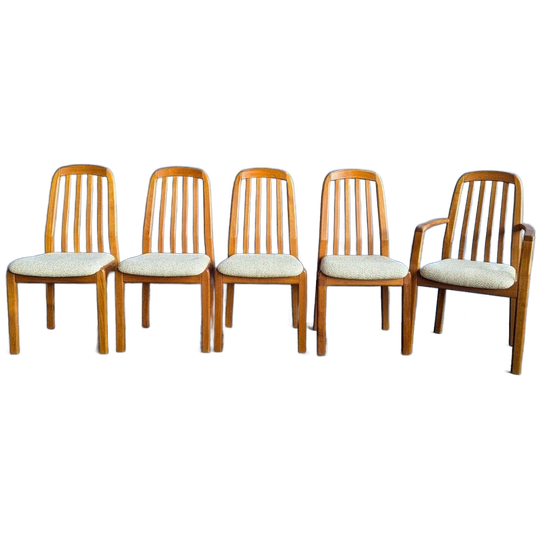 Set Van 5 Deense Teak Stoelen dyrlund 1