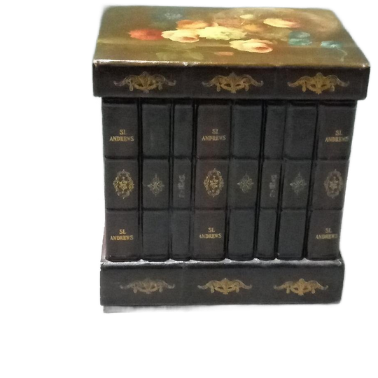 Vintage Kistje In De Vorm Van Een Stapel Boeken 1