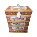 Yongzheng Nian Zhi "Stapelbare Dozen In Porselein".20Ste Eeuw. thumbnail 1