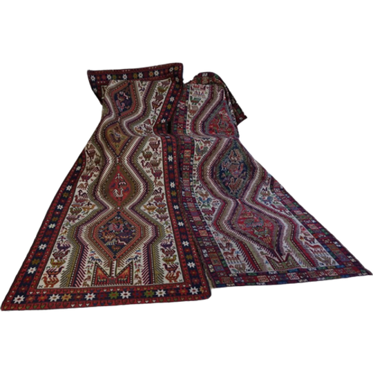 Set Van 2 Sumak Kilim Tapijten 1