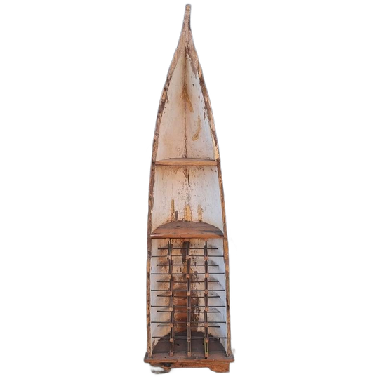 Wijnrek Gemaakt Van Een Oude Boot, 57x30cm En 205cm Hoog. 1