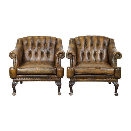 Unieke Set Van Twee Rundleren Chesterfield Fauteuils/ Armchairs