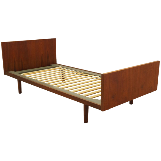 Teak Bed, Danish Design, 1960s, Designer: Hans J. Wegner, Manufacturer: Getama 1