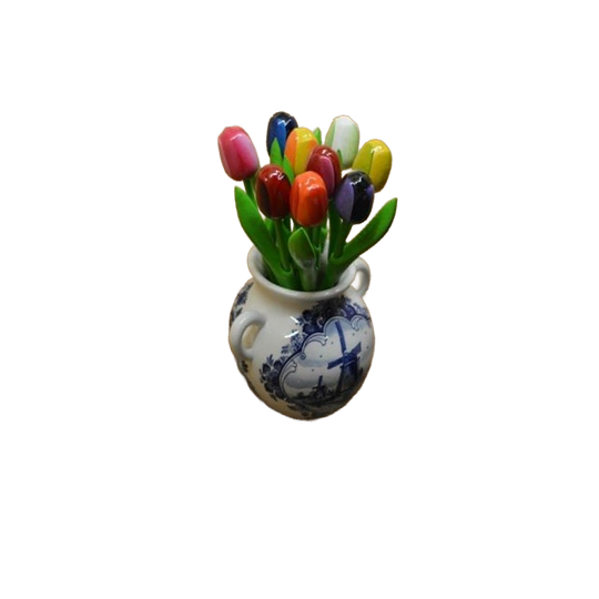Boeket Houten Tulpen In Een Handbeschilderde Delfts Blauwe Wandvaas 1