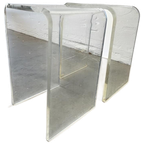 Set Van 2 Vintage Plexi Curved Bijzettafeltjes / Sidetables thumbnail 1