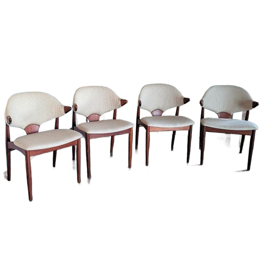 4 Vintage Koehoorn Stoelen/ Cowhorn Chairs 1