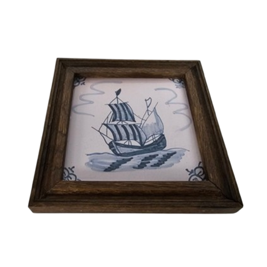Makkum Tichelaar - Zeilschip - Tegel In Houten Lijst - 3e Kwart 20e Eeuw 1
