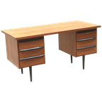 Vintage Bureau Met Zes Lades Op Elegante Poten thumbnail 1