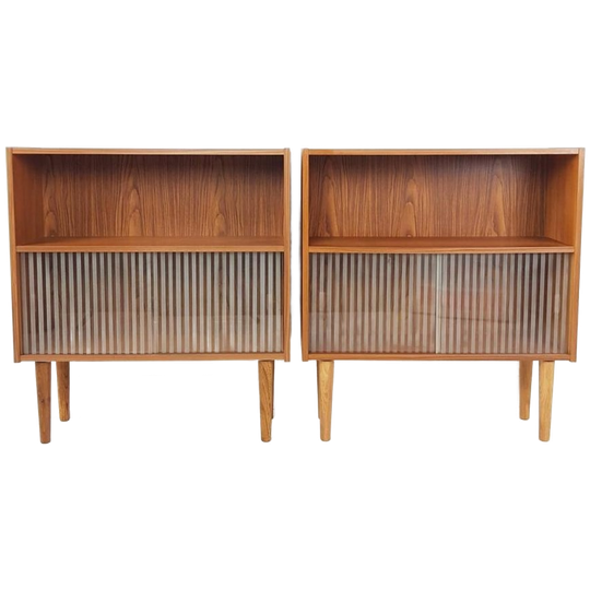 2 Vintage Teak Houten Deense Kastje Glazen Deurtjes Keuken 1