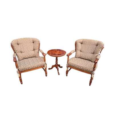 Klassieke Fauteuils Met Rond Bijzettafeltjes, Slaapkamer, Le