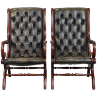 Set Van 2 Tijdloze, Klassieke Groene Rundleren Engelse Chesterfield Fauteuils Met Hout