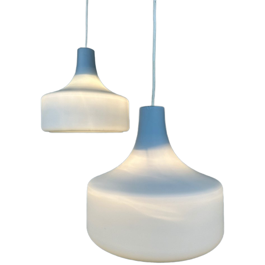 2x Vintage Opaline Hanglampen – Pastelblauw 1