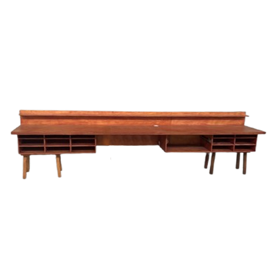 Uniek Designe Floating Desk 1