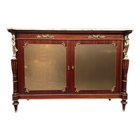 Dressoir In Empire-Stijl.