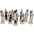 Set Van 10 Napoleontische Militaire Beeldjes (Waaronder Één Beeldje Van Bonaparte). thumbnail 1