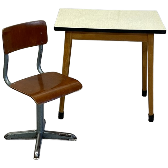 Schooltafel & Stoeltje Vintage Set Kids Knutseltafel 1