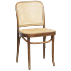 Tijdloos En Charmant Bistro Stoeltje In De Stijl Van Thonet Met Uniek Houten Frame thumbnail 1