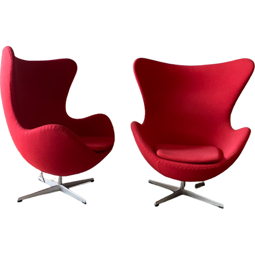 Vintage Set Egg Chairs, Naar Ontwerp Van Arne Jacobsen. Deens Design.