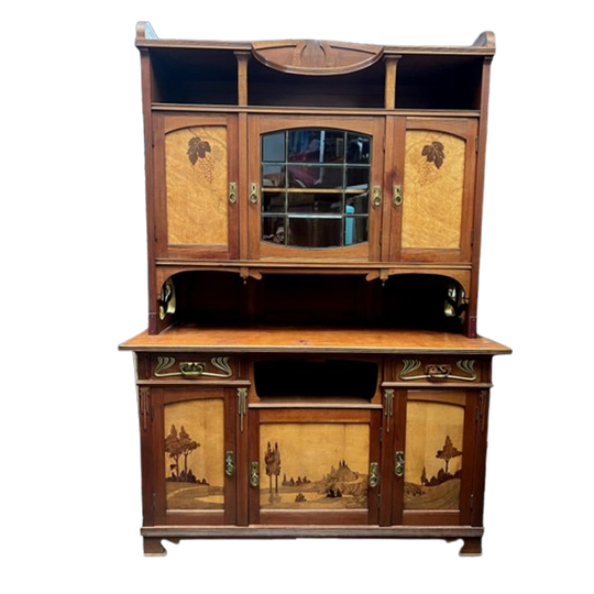 Buffetkast In De Art Nouveau Stijl. 1