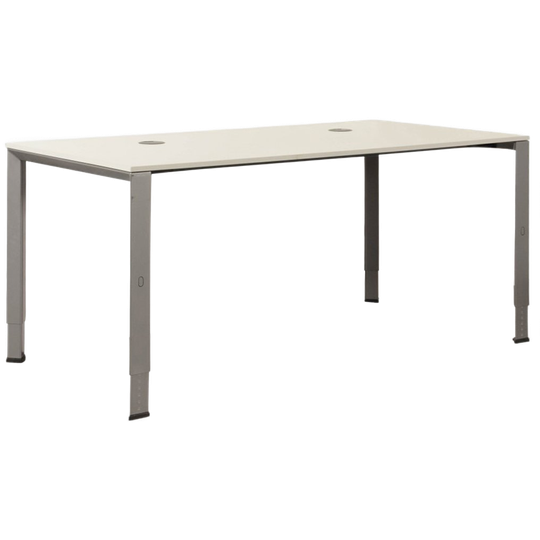 Ahrend 700 Bureau, Lichtgrijs Blad, 160 X 80cm, Hoogte Instelbaar Onderstel 1