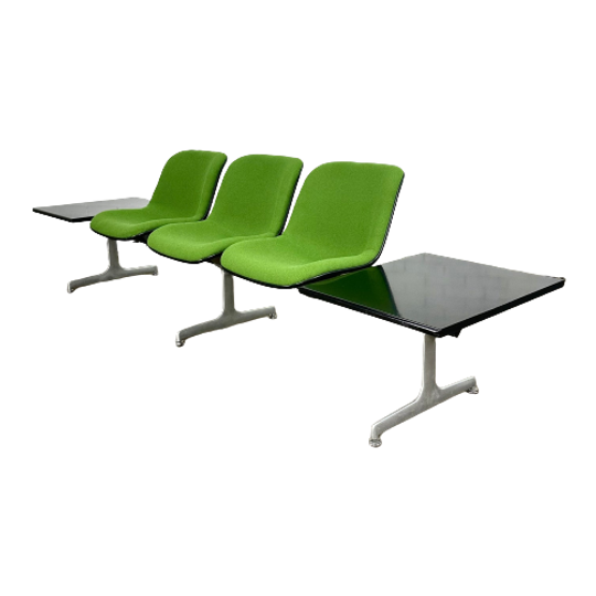 Artifort Houtoku Wachtkamerbank 3-Zit Groen/Zwart 1