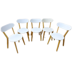 Mooi Set Van 5 Witte Ronde Stoelen thumbnail 1