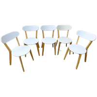 Mooi Set Van 5 Witte Ronde Stoelen