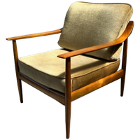 2x Midcentury ‘antimott’ Fauteuil W. Knoll Notenhout, Velour