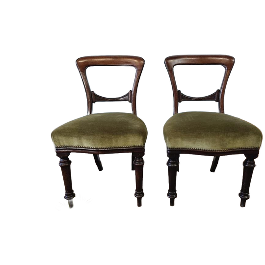Set Van 2 Victoriaanse Ballonrug Stoelen Met Groene Zitting 1
