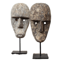 Indonesisch Masker Op Standaard | S