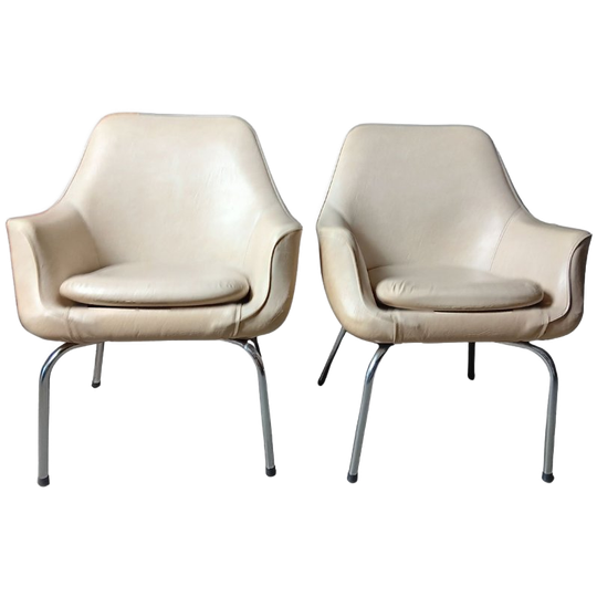 Set Van 2 Martela Kilta Stoelen 1