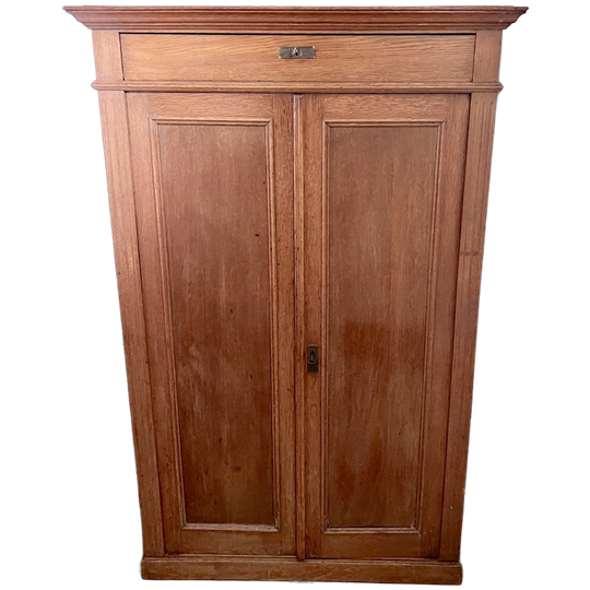 Eiken Tweedeurs Kast Met Bovenlade, Planken En Binnenlades, 104 Cm Breed 1