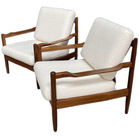 Set Danish Arm Chairs In White Boucle 1960s
