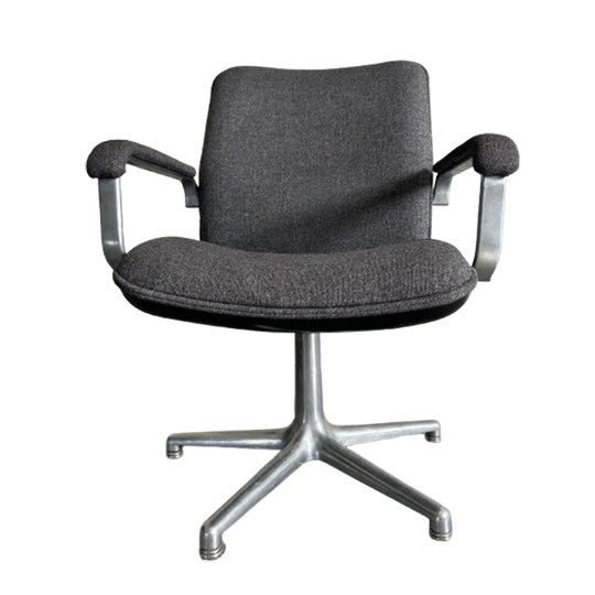 Set Van 6 Originele Artifort Designstoelen – Industrieel & Tijdloos 1
