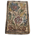 Antiek Perzische Majolica Tegel Met Bloemen thumbnail 1