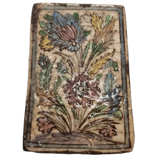 Antiek Perzische Majolica Tegel Met Bloemen 1