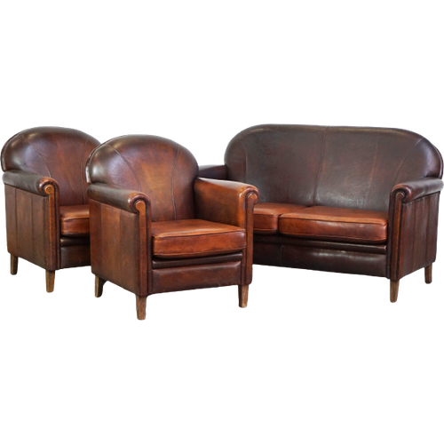 Complete Schapenleren Set Van Twee Fauteuils En Een Bank Met Een Geweldige Luxe Uitstraling