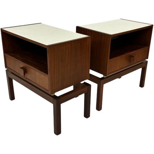 Vintage Nachtkastjes Set Van Twee Teak Fineer Jaren 60