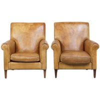 Set Van 2 Grote, Comfortabele En Stijlvolle Vintage Schapenleren Fauteuils Met Mooie Vormen