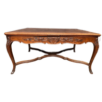 Tafel In Regency-stijl Met Maximale Lengte 3 M.