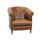 Cognac-kleurige, Karakteristieke Vintage Schapenleren Clubfauteuil Met Een Tijdloos Design thumbnail 1