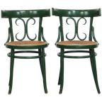 Set Van 2 Leuke Groene Sierlijke Vintage Bistro Stoelen Met Een Gematte Rieten Zitting thumbnail 1