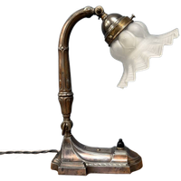 Antieke Art Nouveau Tafellamp Met Matglazen Kapje