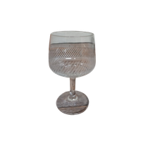 Mooi Glasservies, Met Subtiel Geslepen Motief.