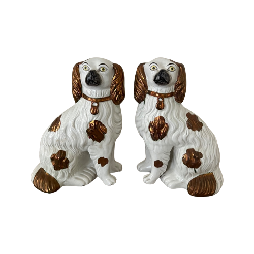 2 Staffordshire ‘Hoerenhondjes’ Porselein