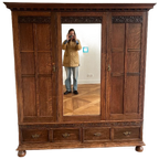 Antieke Kast thumbnail 1