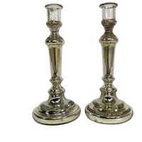 Set Van 2 Kwikzilveren Kandelaars, Rond 1900 (armeluiszilver)