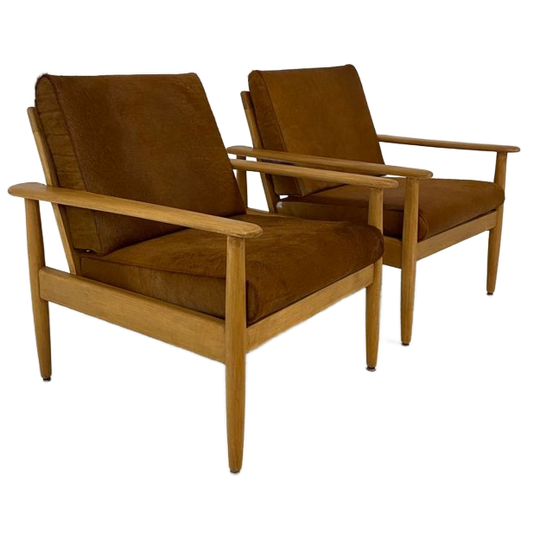Set Of Two Vintage Danish Easy Chairs 1
