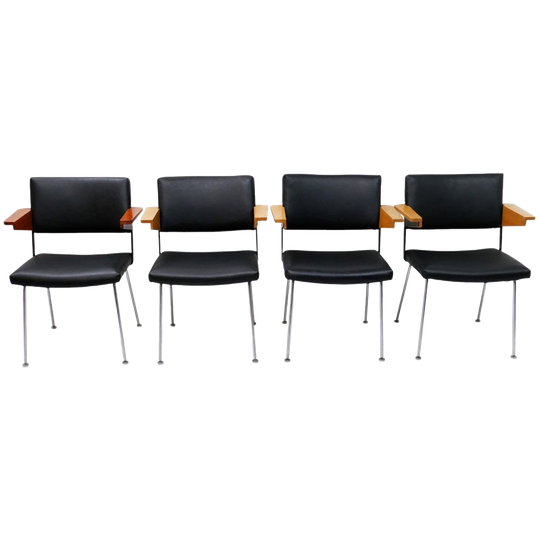Set Van 4 Cordemeyer Stoelen Voor Gispen 1